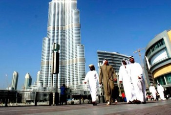 Жильцы самого высокого в мире здания в Дубае постятся в Рамадан дольше