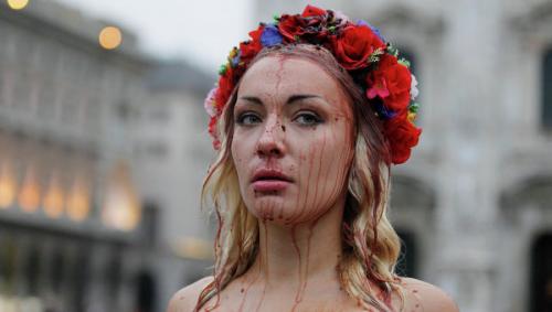 Активисток Femen избили на мусульманской конференции