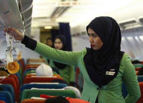 Стала известна причина закрытия единственной в мире исламской авиакомпании